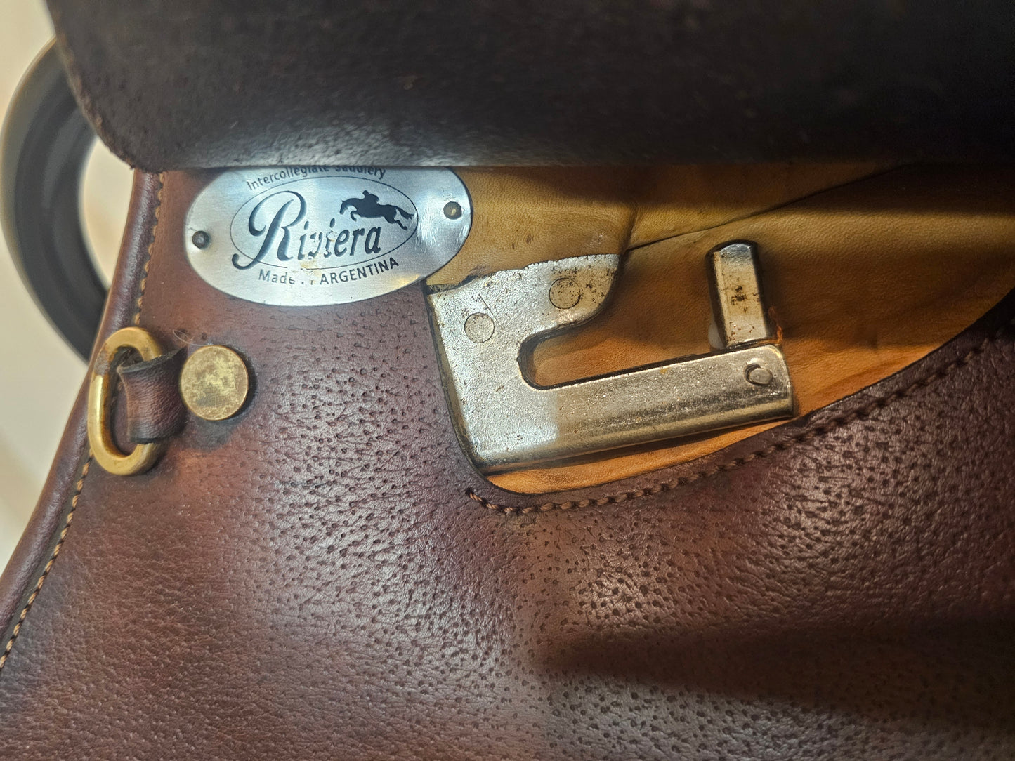 17.5" Riviera AP English Saddle used