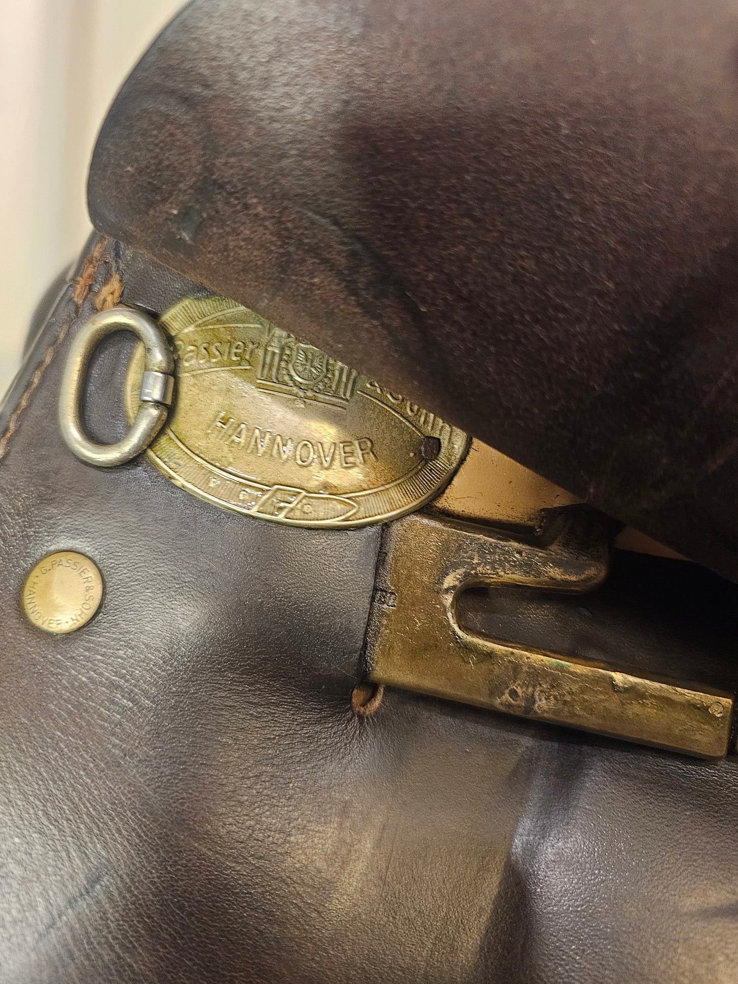 16.5" Passier & Sohn Hannover Dressage Saddle