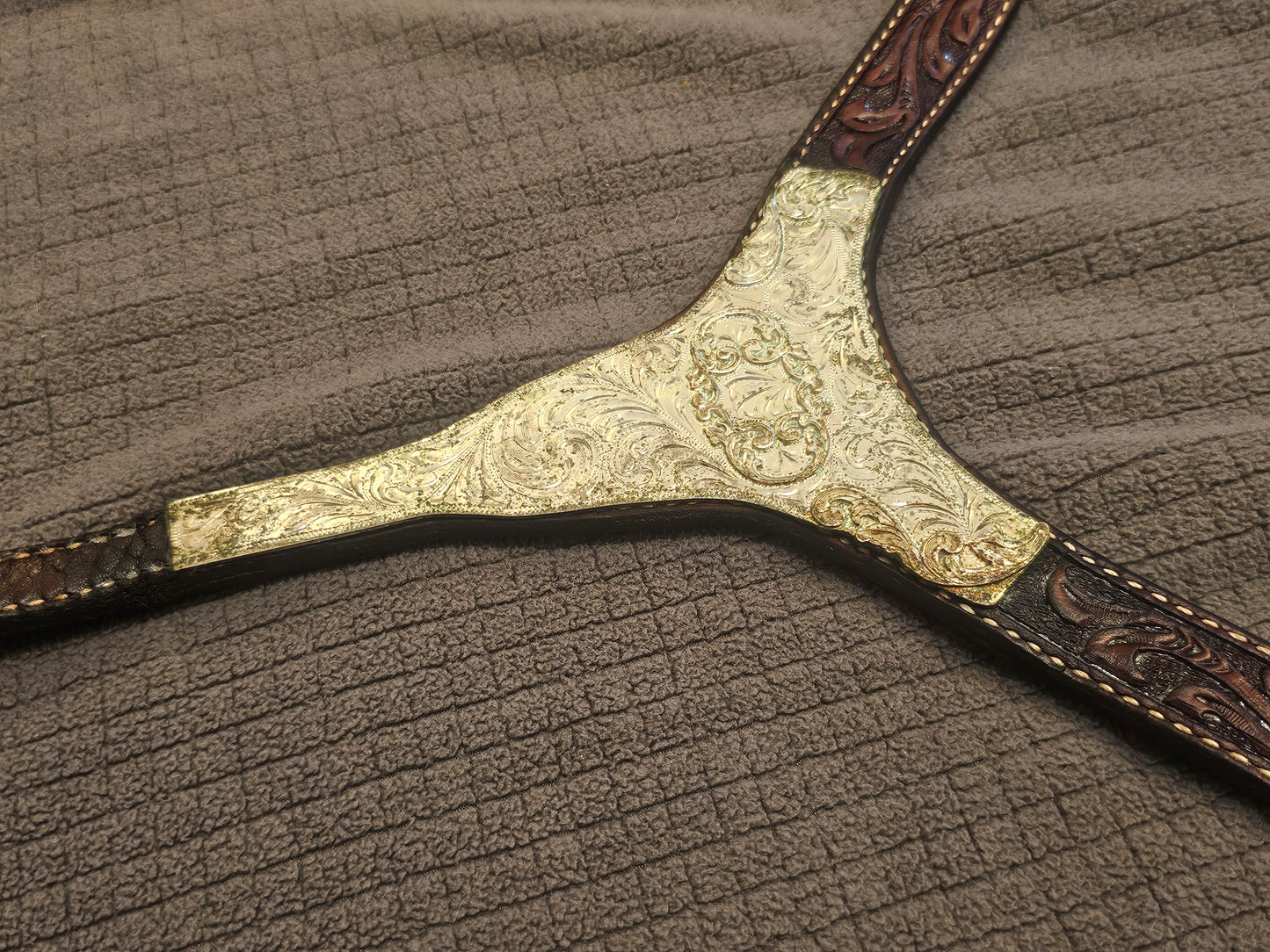 Circle Y Breastcollar, Silver accents, tooled leather!