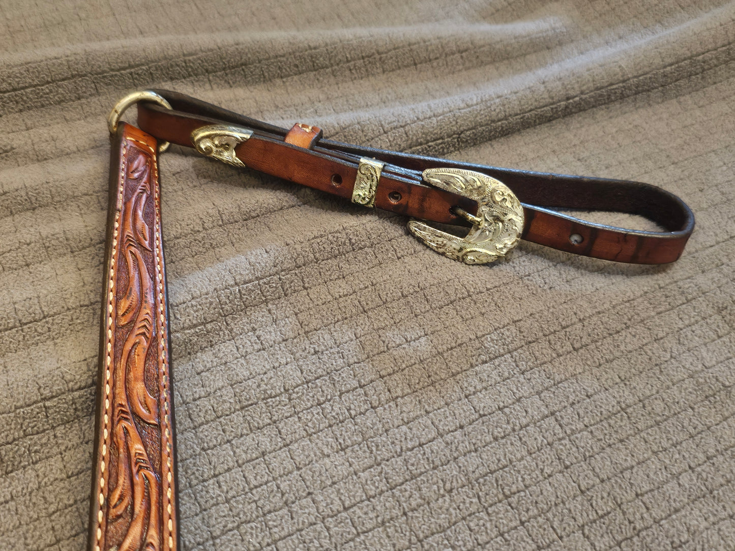 Circle Y Breastcollar, Silver accents, tooled leather!