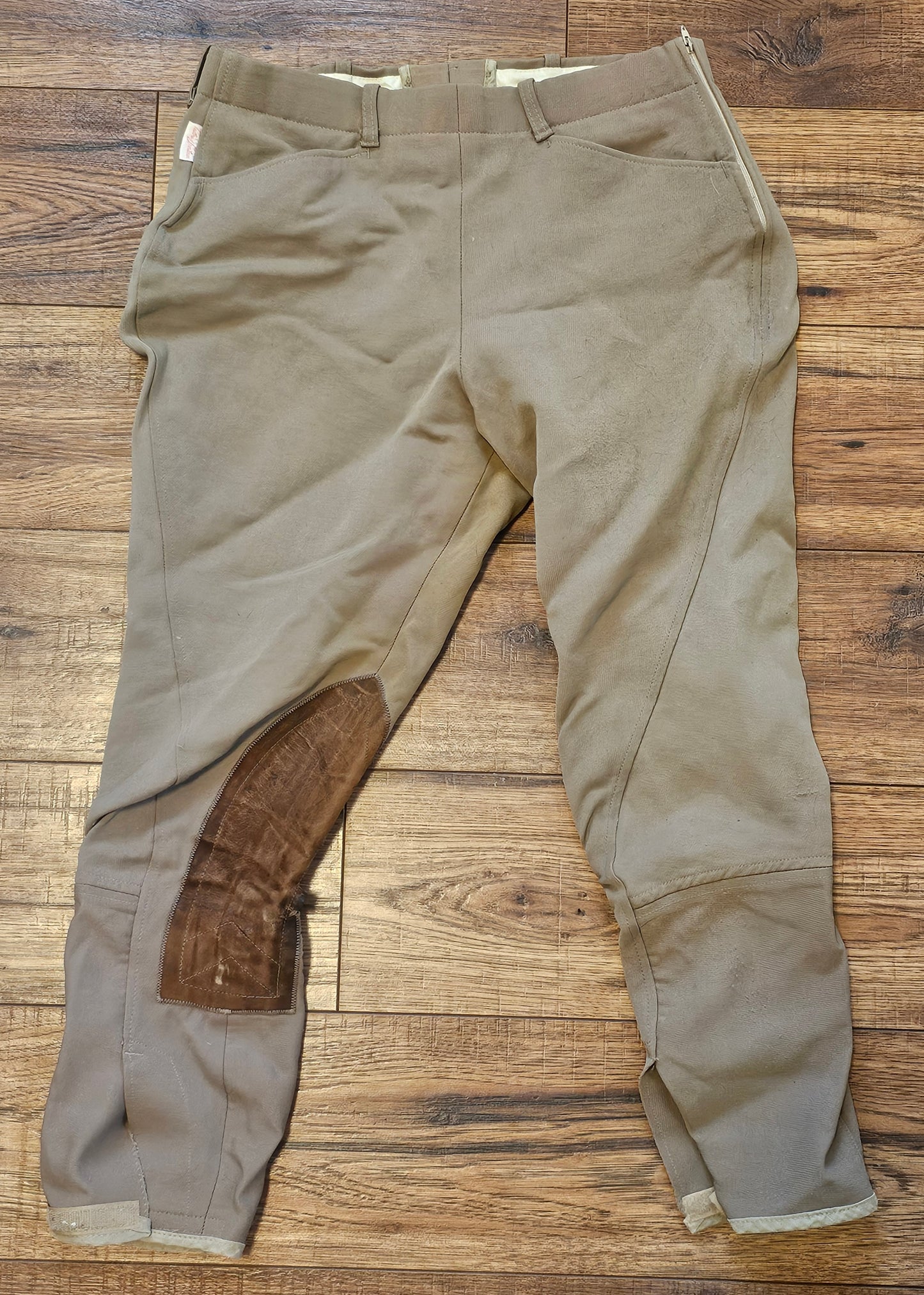 Used Tailored Sportsman tan size 30 kneepatch