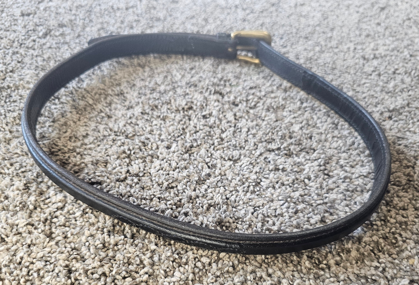 3 feet black fancy stitched raised noseband